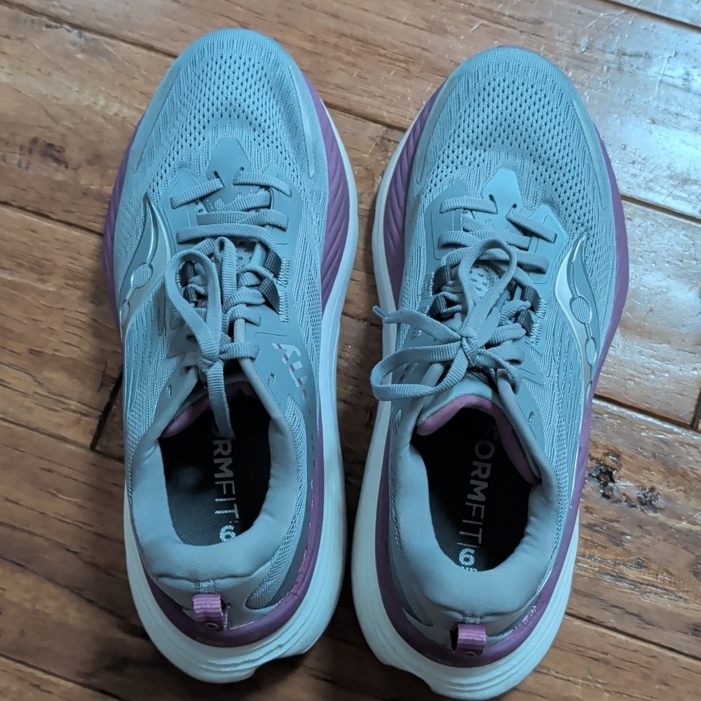 Saucony Hurricane 24 Women's Gray and Purple Marathon Running Shoes - Picture 5 of 9